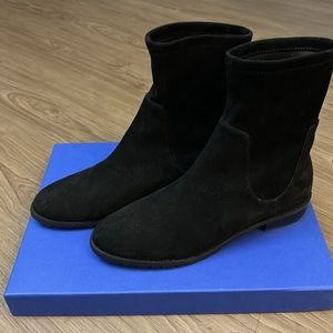 Stuart Weitzman Lilene Suede bootie, black, excellent condition